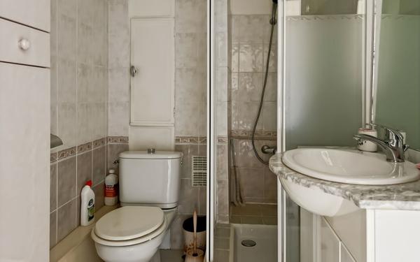 Appartement à vendre    2 pièces • 36,07 m2 Fréjus