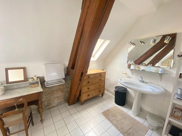 Appartement triplex 5 pièces + 2 caves 130m² au sol /101m² Carrez