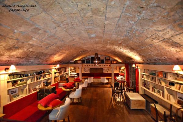 CUERS (83) - IMMEUBLE DE VILLAGE A VISITER SANS TARDER