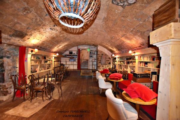 CUERS (83) - IMMEUBLE DE VILLAGE A VISITER SANS TARDER