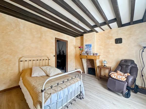 COUP DE COEUR  A CHARLEVILLE MEZIERES  ? Maison de charme + terrain agricole avec garage (option) ? à partir de 151.000