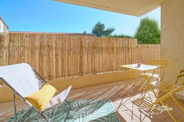 Exclusivité à SAINT ANDRÉ DE CORCY – Bel appartement T3 de 67 m², 2 chambres + buanderie, terrasse et garage