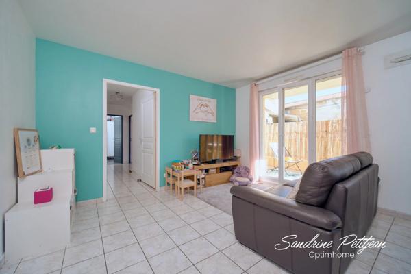 Exclusivité à SAINT ANDRÉ DE CORCY – Bel appartement T3 de 67 m², 2 chambres + buanderie, terrasse et garage