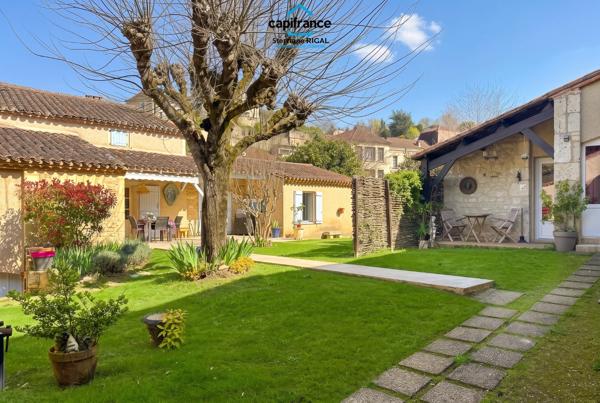 Maison à vendre 7 pièces PUY L'EVEQUE (46) Maison  + maison d'amis + grange sur terrain de 953m2