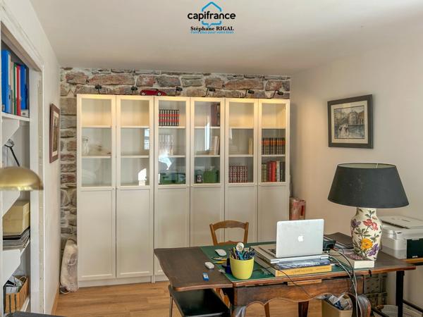 Maison à vendre 7 pièces PUY L'EVEQUE (46) Maison  + maison d'amis + grange sur terrain de 953m2