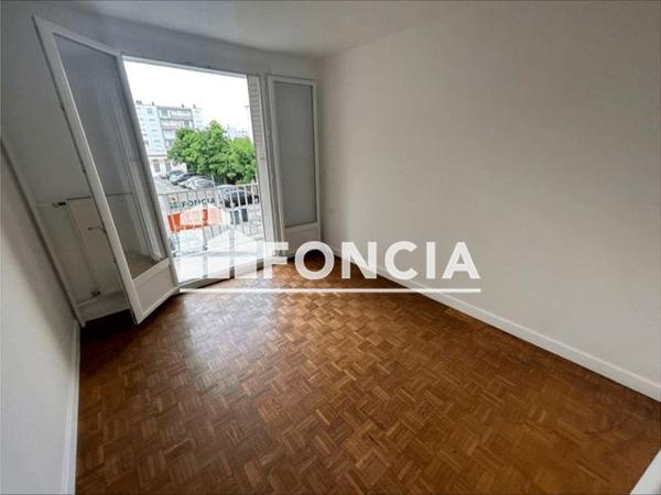 Location Appartement 3 pièces 61.9 m² - 21 RUE MARX DORMOY Valence 26000