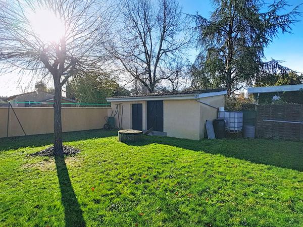 A VENDRE - Maison de plain-pied avec piscine - 3 chambres - SAINT LYS (31470)