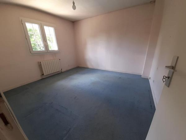 LIMITROPHE OISE , AXE CHAUNY - NOYON , RECHERCHÉ, PAVILLON GRAND VOLUME