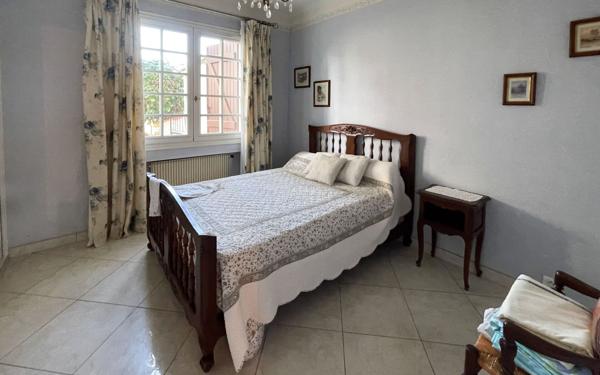 Maison à vendre    7 pièces •  Valras-Plage