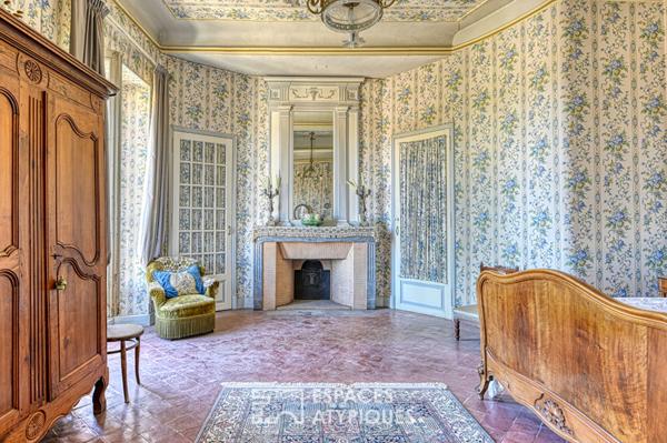 Elégance patrimoniale et son jardin suspendu à réinventer