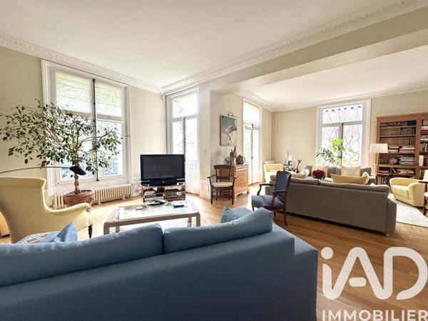 Maison à vendre 9 pièces 262 m² Sceaux