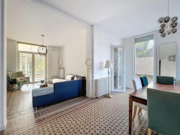 Maison de charme 240 m² – 7 chambres – Jardin Sud-Ouest – Dépendances – Calme et centre