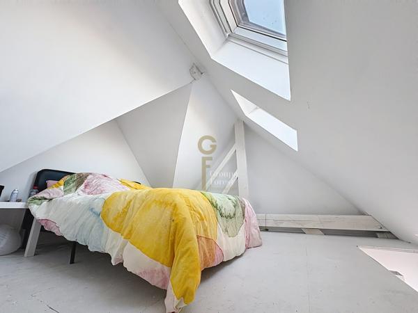 Maison de charme 240 m² – 7 chambres – Jardin Sud-Ouest – Dépendances – Calme et centre