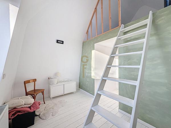 Maison de charme 240 m² – 7 chambres – Jardin Sud-Ouest – Dépendances – Calme et centre
