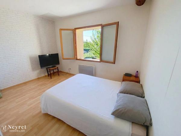 Rare, dans corps de logis du XVI e siècle, Maison de 191,64 m², 4 chambres sur 832 m² clos et arboré