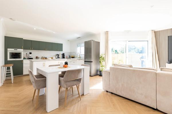 Confort et calme à 2 pas du tram : maison moderne avec jardin