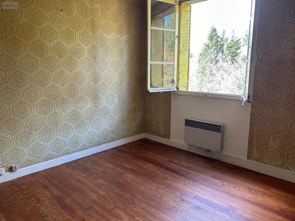 Immeuble à vendre à Condat dans le Cantal (15190), ref : FG/2186