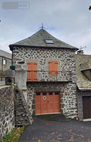 Maison à vendre à Pierrefort dans le Cantal (15230), ref : 044/1184