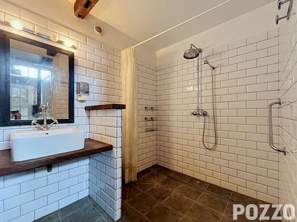 A Vendre - Mortain Bocage - Maison 5 pièce(s) 180.48 m² - MAISON DE MAÎTRE MORTAIN BOCAGE