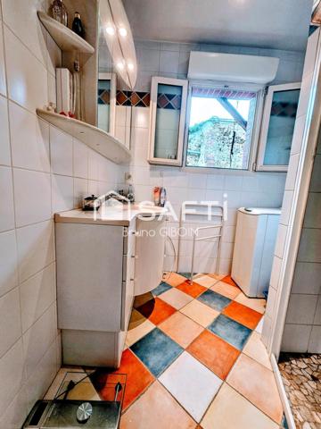 Maison de ville, 3 pièces , 2 chambres, 97 m²