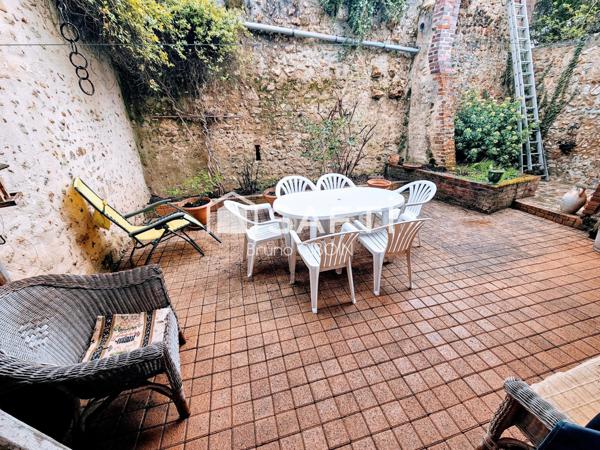 Maison de ville, 3 pièces , 2 chambres, 97 m²