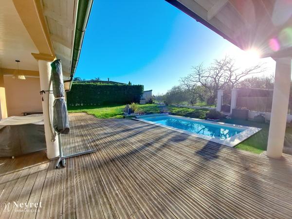 Rare !!! Maison de plain pied de 130 m² sur 1500 m² de terrain, 5 chambres