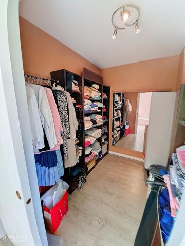 Rare !!! Maison de plain pied de 130 m² sur 1500 m² de terrain, 5 chambres