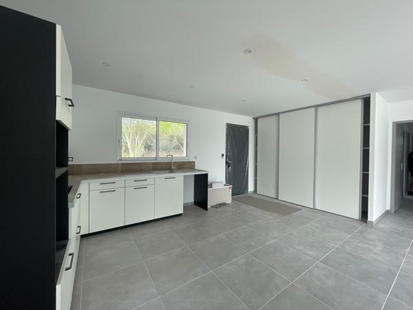 Maison neuve de plain pied avec jardin et garage Carlipa (11170)