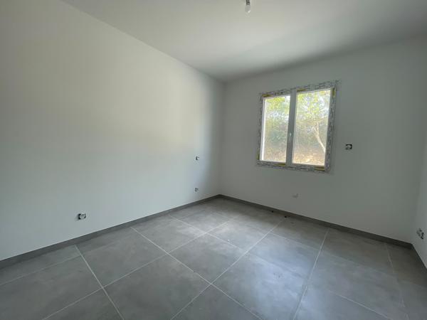 Maison neuve de plain pied avec jardin et garage Carlipa (11170)