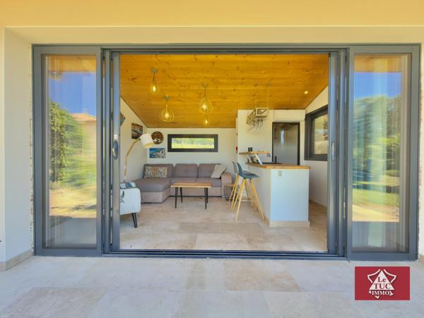 Grande maison tout confort avec pool house et piscine. Dausse (47140)