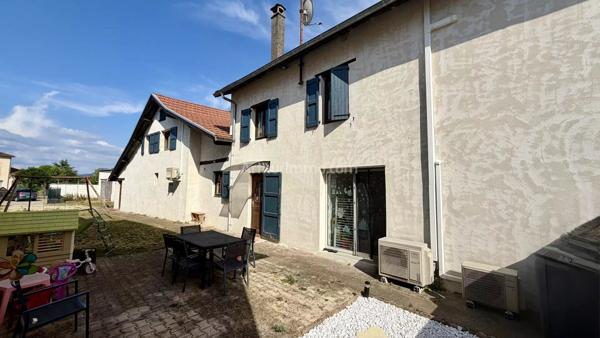 Vente                                                      Maison
                        
                     6 pièces                      115 m2                     à Les Avenières Veyrins-Thuellin