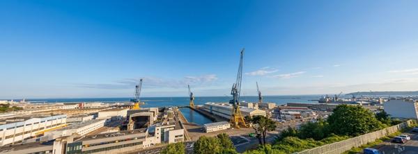 APPARTEMENT T6 A VENDRE BREST KERBONNE - PLEINE VUE MER - 4 Chambres - 176 m² - ASCENSEUR - PARKING