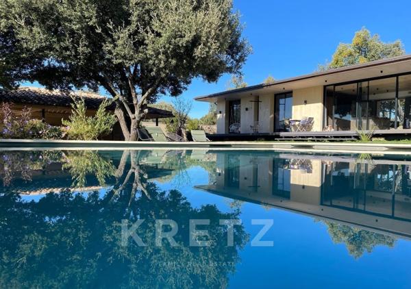 -VILLARS- Propriété contemporaine d’exception avec vue dans le Luberon