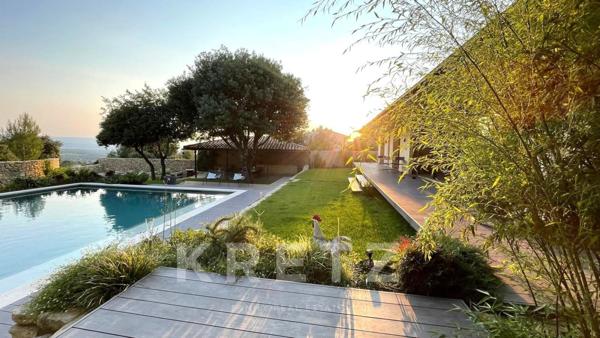 -VILLARS- Propriété contemporaine d’exception avec vue dans le Luberon