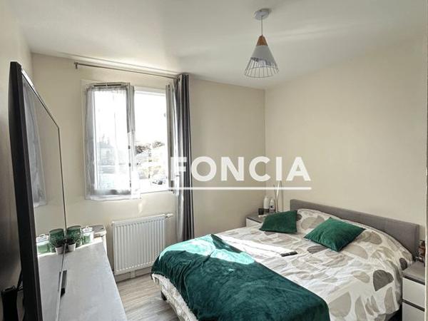 À vendre Maison 4 pièces 74 m² - Saint-fargeau-ponthierry 77310