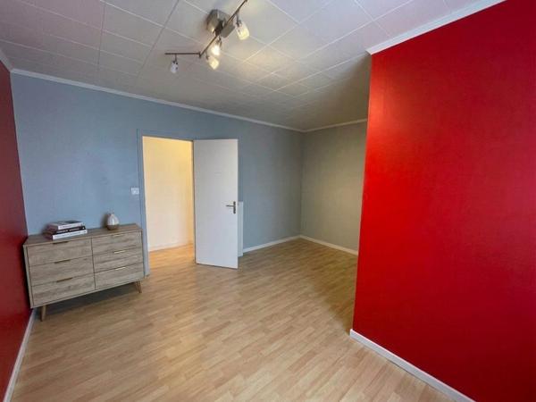 A LOUER APPARTEMENT TYPE 3 67.60 M2 QUARTIER LE GUELMEUR