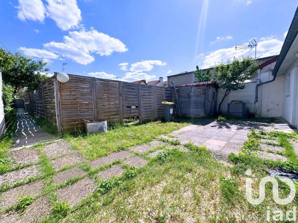 Maison 1 pièce de 30 m² à Limeil-Brévannes (94450)