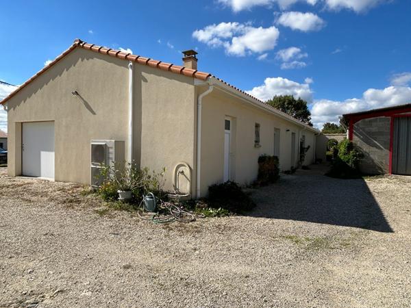 Maison Aiffres 6 pièce(s) 133 m2