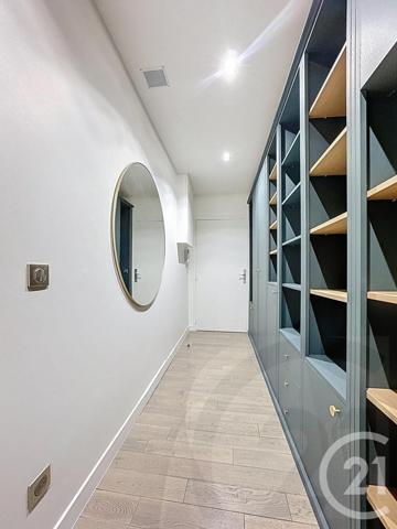 Appartement à vendre  3 pièces - 65 m2 PARIS - 75018