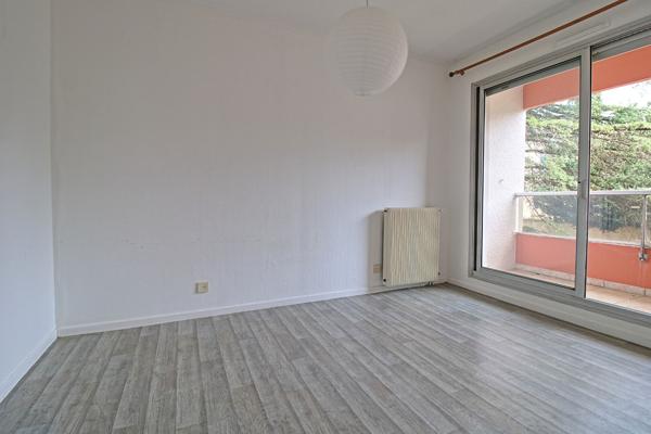 Appartement T3 + place de parking