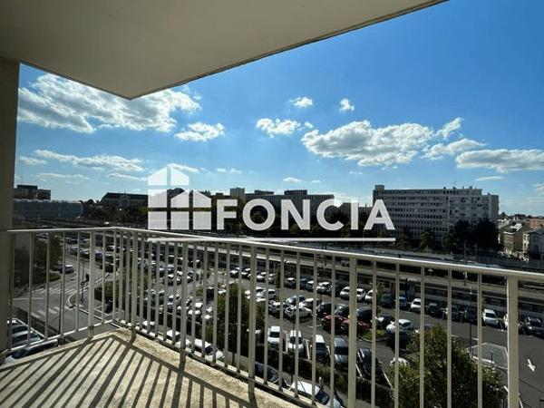 Location Appartement 3 pièces 74.95 m² - 1 RUE ST YVES Orleans 45000