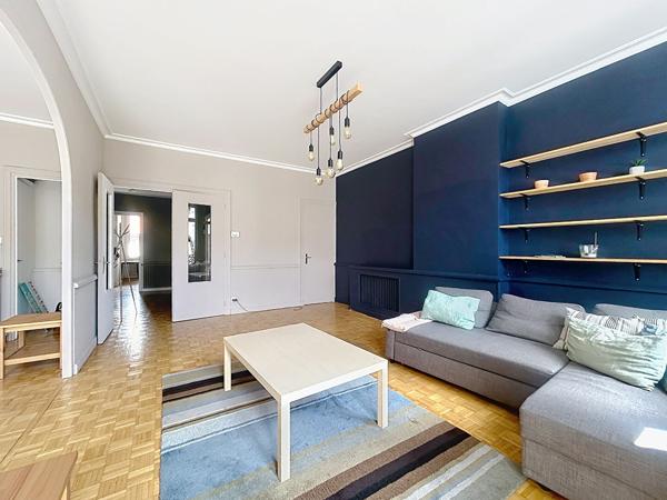 Exclusivité NESTENN : VASTE APPARTEMENT DE CARACTÈRE DE 114 M² EN PLEIN CENTRE-VILLE