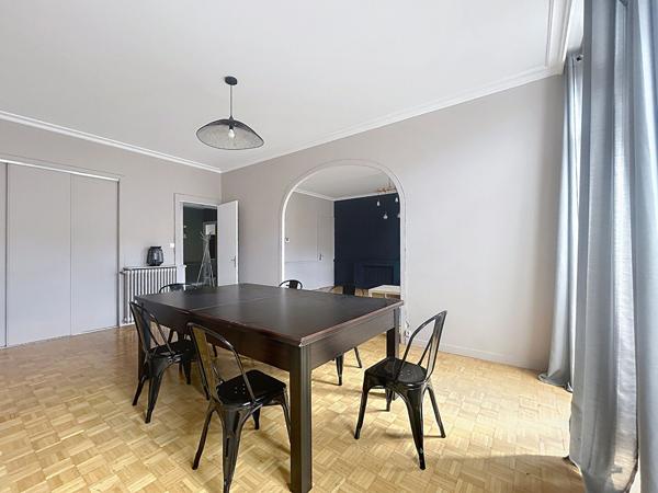 Exclusivité NESTENN : VASTE APPARTEMENT DE CARACTÈRE DE 114 M² EN PLEIN CENTRE-VILLE