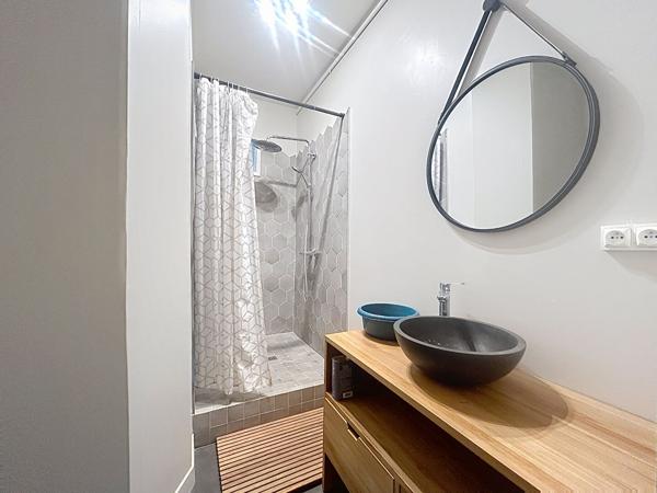 Exclusivité NESTENN : VASTE APPARTEMENT DE CARACTÈRE DE 114 M² EN PLEIN CENTRE-VILLE