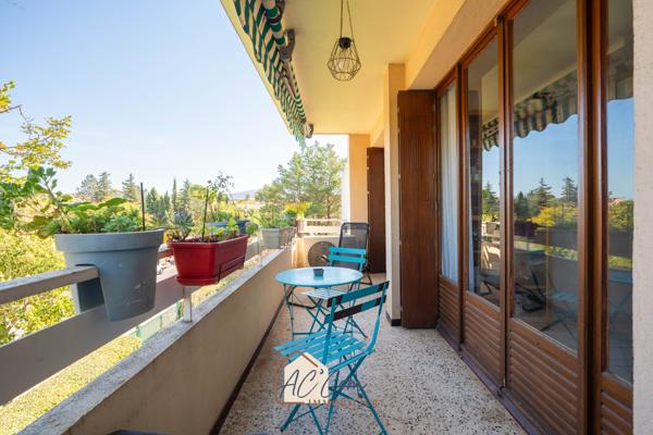 SAINT-JULIEN – APPARTEMENT T3/4 DE 76.82 M² – BALCON – 2/3 CHAMBRES