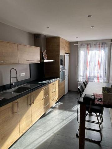 Appartement rénové à vendre à Mauriac dans le Cantal (15200), ref : 15060/1249