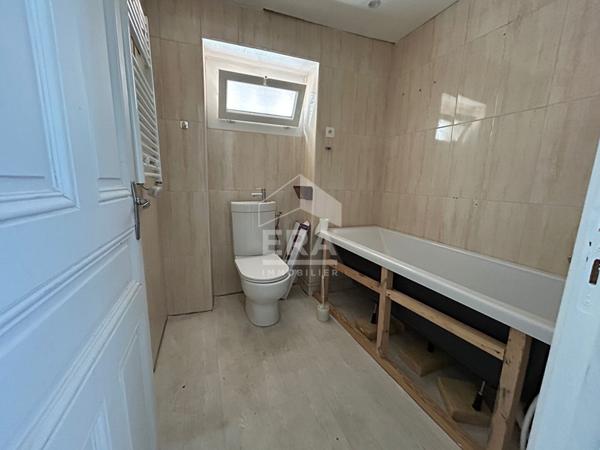 A VENDRE - ARLES SUR TECH - Maison de village  avec terrasse et garage