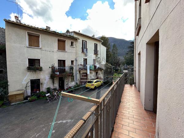 A VENDRE - ARLES SUR TECH - Maison de village  avec terrasse et garage