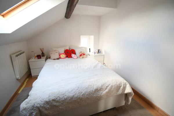 IMMEUBLE COMPLET - 3 APPARTEMENTS - PLACES PARKING