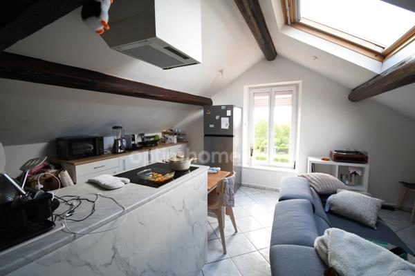 IMMEUBLE COMPLET - 3 APPARTEMENTS - PLACES PARKING